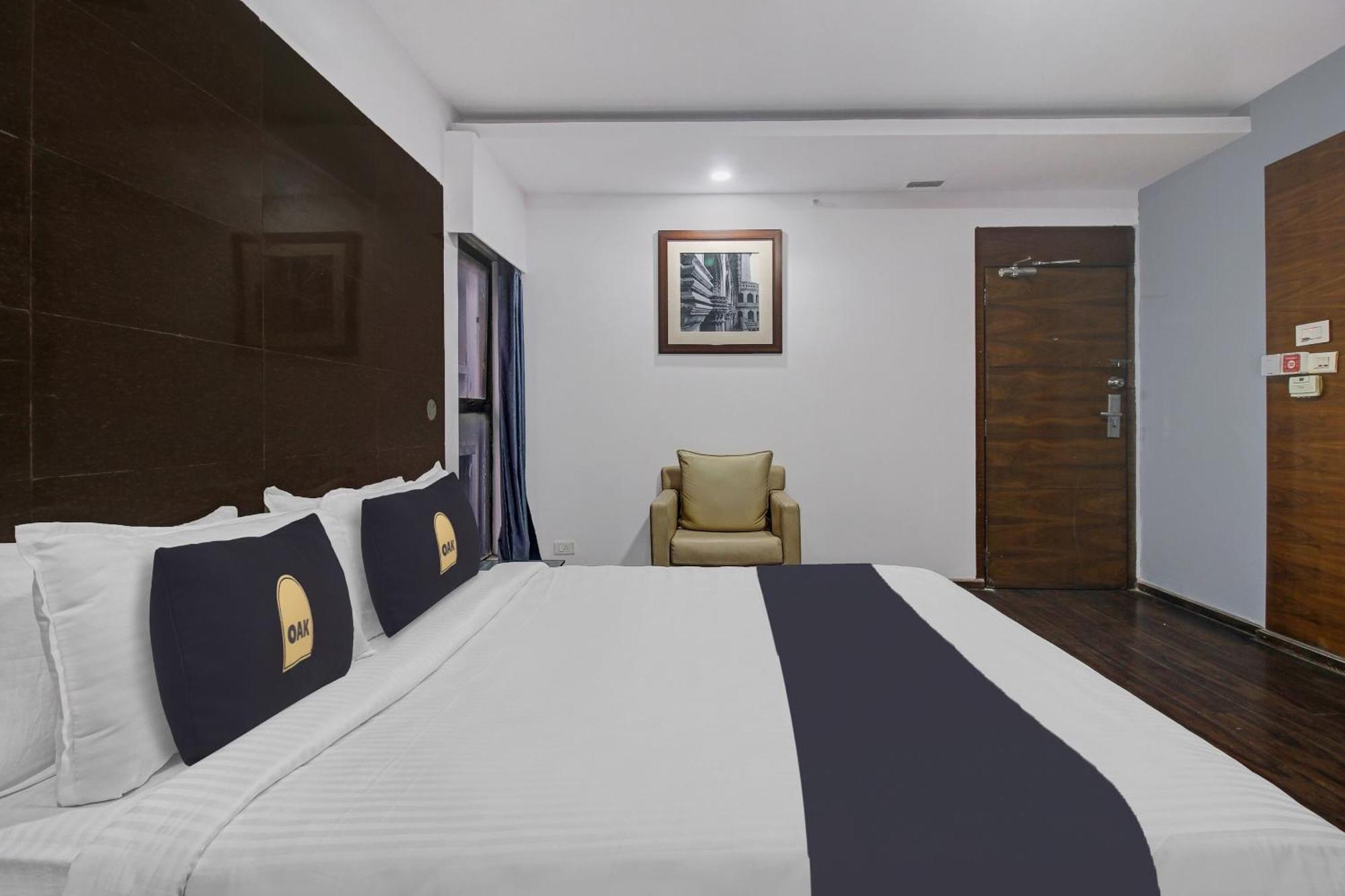 Townhouse Oak The Margi Hotel Near Yosufguda Metro Station Haiderabad Buitenkant foto