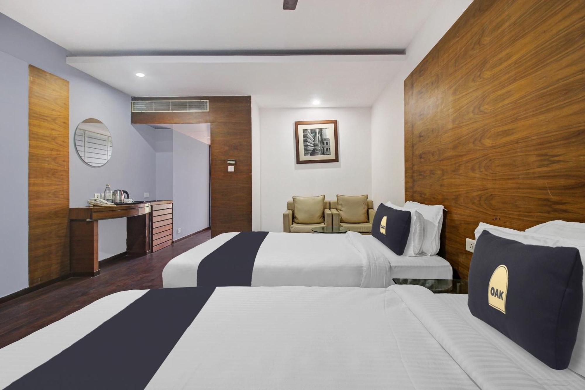 Townhouse Oak The Margi Hotel Near Yosufguda Metro Station Haiderabad Buitenkant foto
