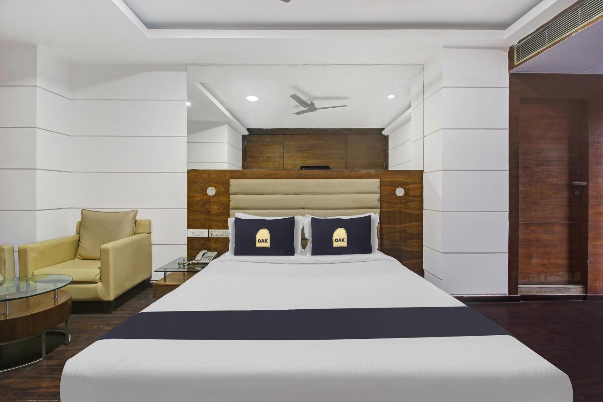 Townhouse Oak The Margi Hotel Near Yosufguda Metro Station Haiderabad Buitenkant foto