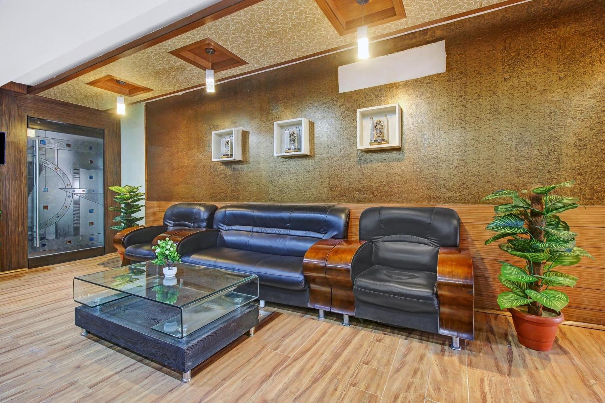 Townhouse Oak The Margi Hotel Near Yosufguda Metro Station Haiderabad Buitenkant foto